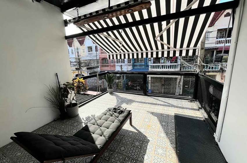 Townhouse in Sukhumvit 